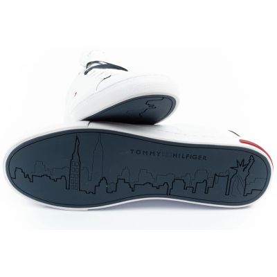 18. Tommy Hilfiger Essential M shoes FM0FM04047YBR