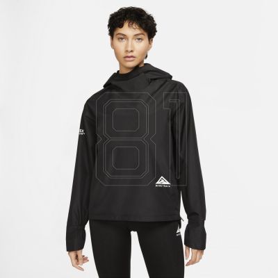 12. Nike GORE-TEX W DM7565-010 Jacket