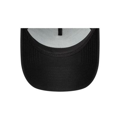 10. FC Barcelona x New Era Cap 60846909