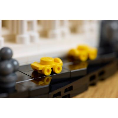 14. LEGO Architecture 21066 - New York: The Big Apple
