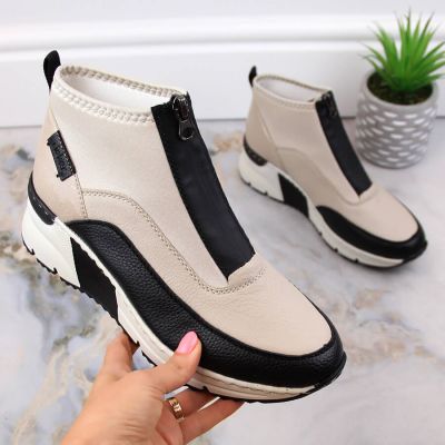 31. Rieker W RKR608 ankle boots beige
