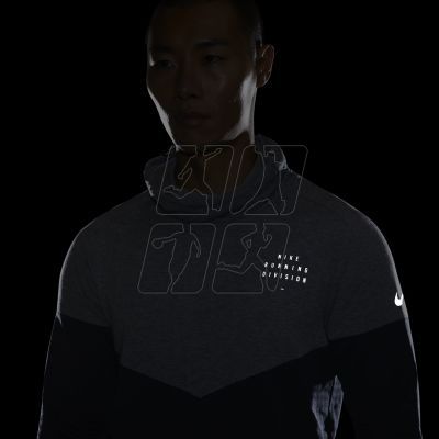 8. Nike Therma-FIT Run Division Sphere Element M DD6120-437 Sweatshirt