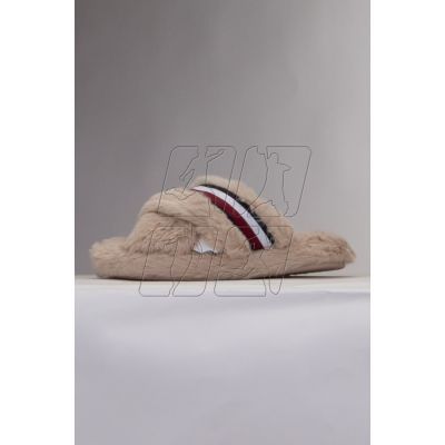 3. Tommy Hilfiger Ful Cross Strap Home Slipper W FW0FW07551ABO