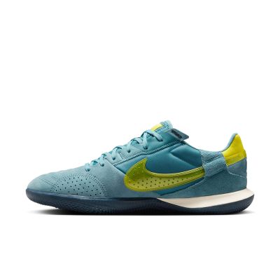 2. Nike Streetgato DC8466-004 shoes
