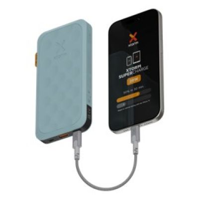 4. Xtorm FS5102U Lithium Polymer (LiPo) Power Bank 10000 mAh Marine