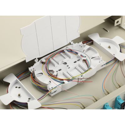 6. Equip 337303 1U patch panel