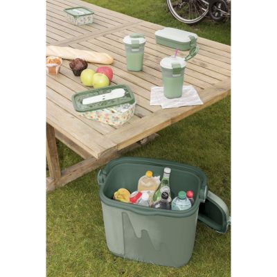 2. Green travel refrigerator 32L 262266 CURVER