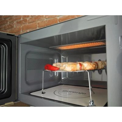 3. GORENJE BM235CLB microwave oven