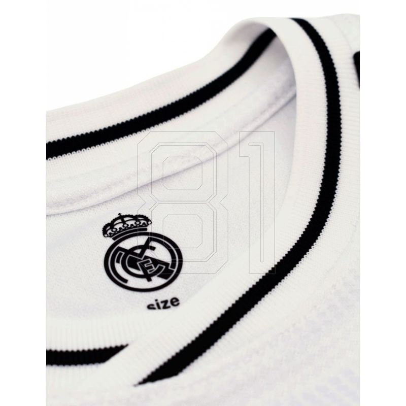 6. Real Madrid Mbappe Box Home Kit RM 2024/25 Jr RM24B1E