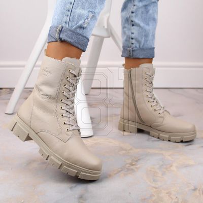 8. Comfortable insulated leather boots Rieker W RKR613, beige