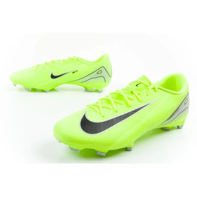 8. Nike Zoom Vapor 16 Academy FG/MG Football Boots FQ8374-700