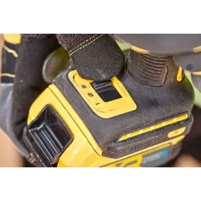 8. 1/4" 18V XR DCF870N DEWALT Impact Driver