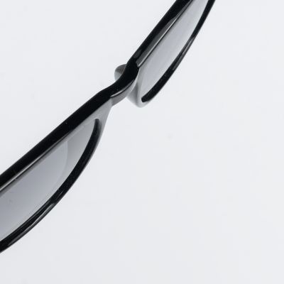 3. TRELA glasses