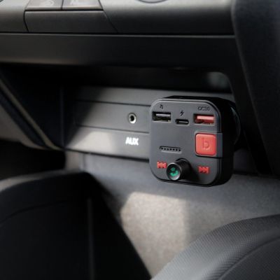 13. SAVIO TR-15 FM Transmitter with Display, Bluetooth and PD USB-C USB-A Quick Charge Charger, Bass Boost