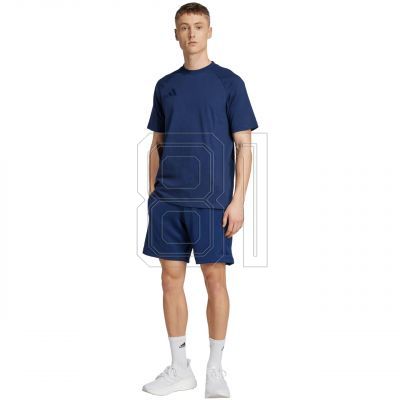 7. Shorts adidas Tiro 25 Travel M JY5944