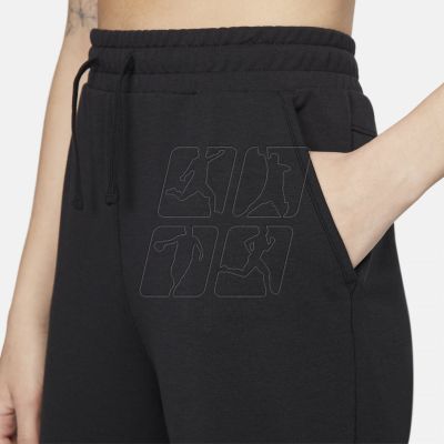 3. Nike Yoga Dri-FIT Pants W DM7037-010