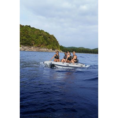 28. Bestway 65185 Inflatable Boat 1 Person Travel/Recreation Raft