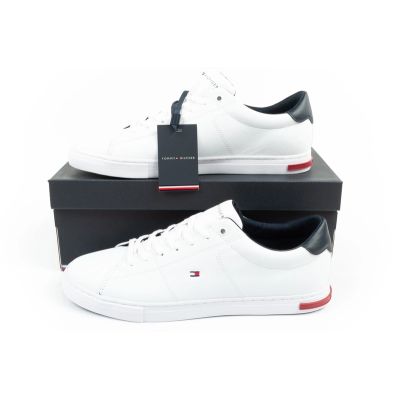 19. Tommy Hilfiger Essential M shoes FM0FM04047YBR