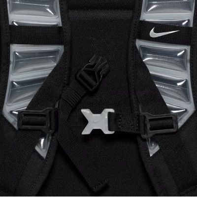 5. Nike Varsity Elite Backpack 32L Black - HM9965-010