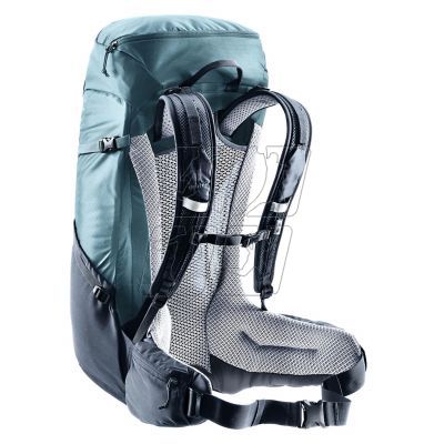 4. Deuter Futura 26 Backpack 3400621-1374