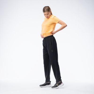 8. Women's Jeans WMNS