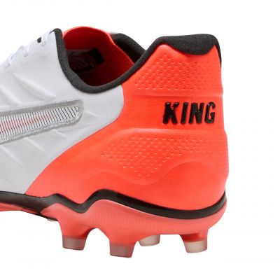 9. Puma King Pro FG/AG M 108828 01 football boots
