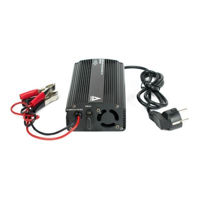 4. 12V mains charger for BC-20 batteries 20A (230V/12V) 3 charging stages
