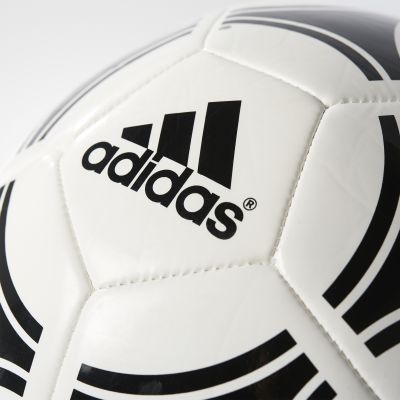 4. adidas Tango Glider S12241 Football