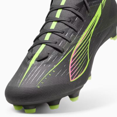 4. Puma Ultra 5 Match FG/MG M 108166-03 football boots