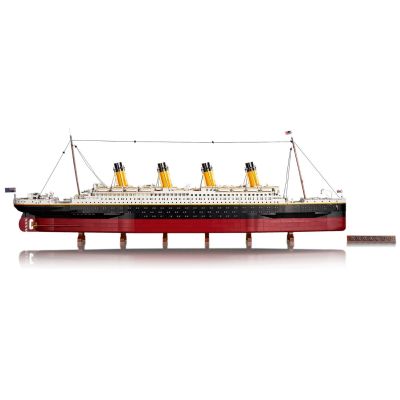 5. LEGO Creator Expert 10294 Titanic