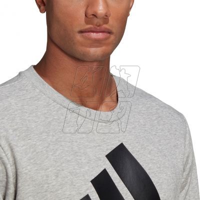 5. Adidas Essentials Sweatshirt M GK9077