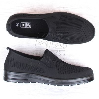 5. Shoes News M 1022 black