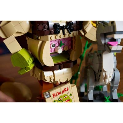 9. LEGO Icons 72423 - Shrek, Donkey & Puss in Boots