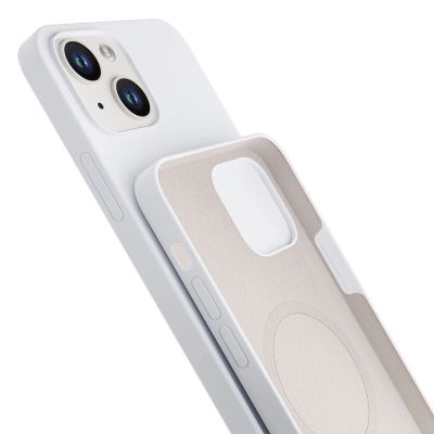 5. 3mk Hardy Silicone MagCase for iPhone 14 Plus - White