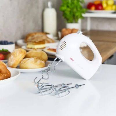9. MPM MMR-25 hand mixer white 400W