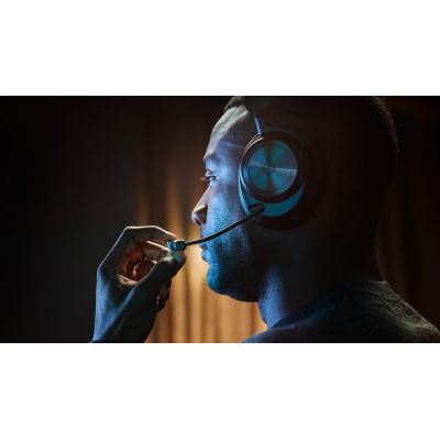 7. Steelseries Arctis Nova Pro Wireless Bluetooth Gaming Headset Headband Black