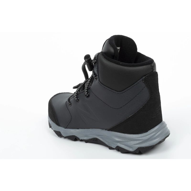 16. New Balance Jr KH800BKY Winter Shoes