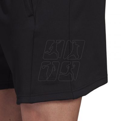 4. Adidas Yoga Training Shorts M HC4431