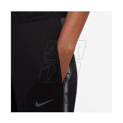 4. Nike NSW Tape W DM4645-010 pants