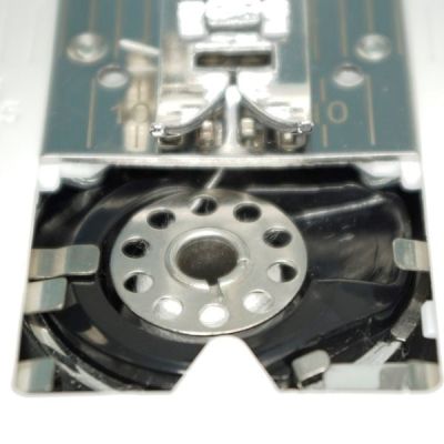 9. Łucznik Lena 2019 sewing machine