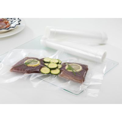 3. FoodSaver FSR2802-I Vacuum Food Storage Rolls (2 rolls; 28 cm x 5.5 m)