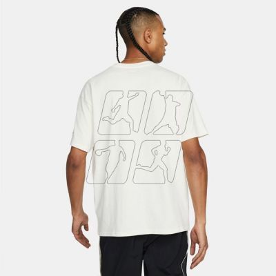 2. Nike Sportswear M DQ1010 133 T-shirt