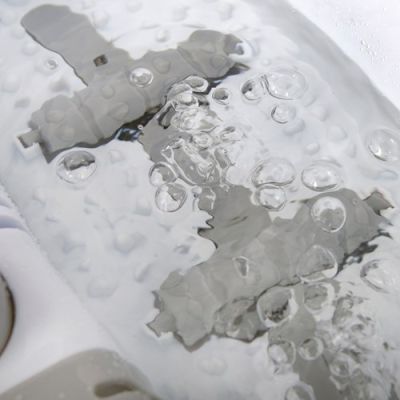 9. Adler AD 2167 Massager