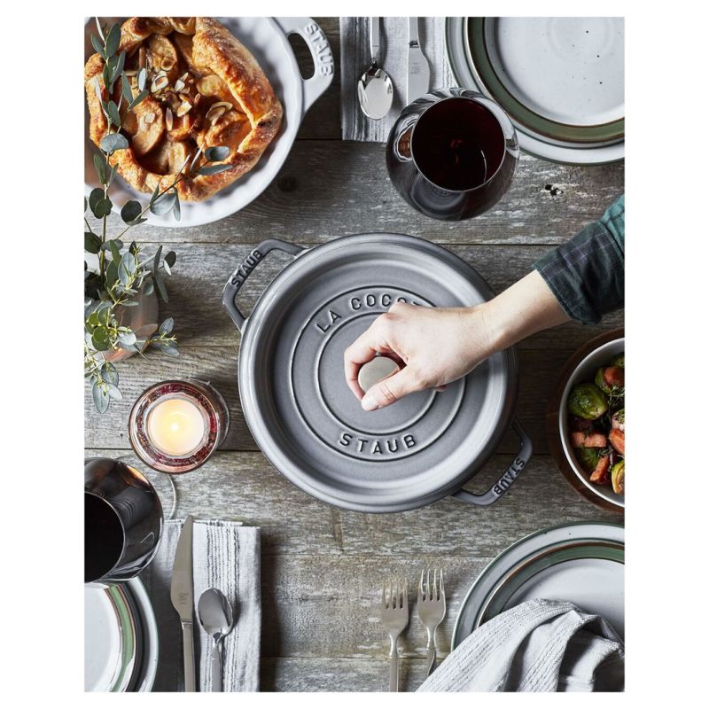 8. STAUB Round cast iron pot 40500-246-0 3.8l graphite