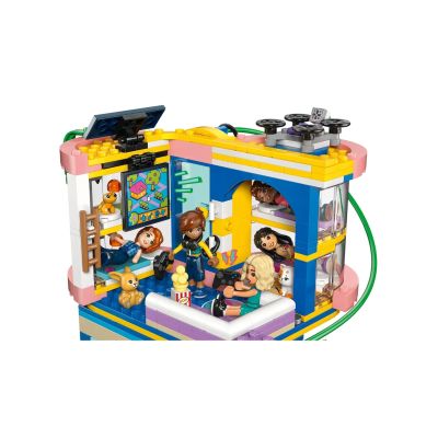 5. LEGO Friends 42689 - Heartlake Clubhouse