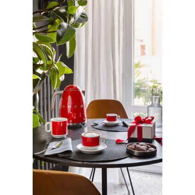 34. Coffee machine KLF03RDEU red