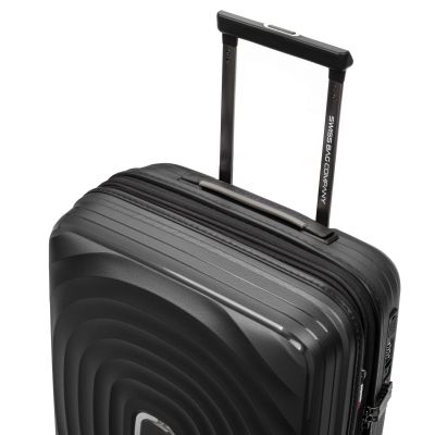 11. SwissBags Echo 16575 Cabin Suitcase