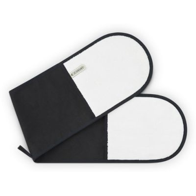3. Le Creuset 95001000000000 Oven Glove Oven Glove 1 pc. Black Cotton