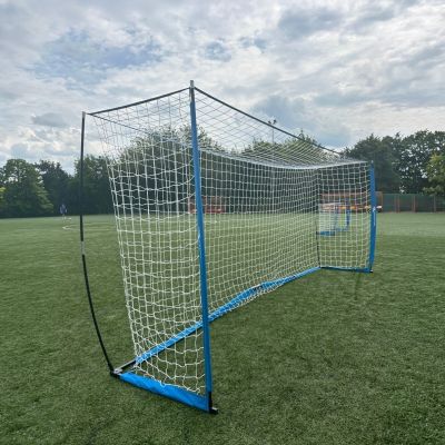 8. Yakima UNI Soccer Goal 5m x 2m 100153