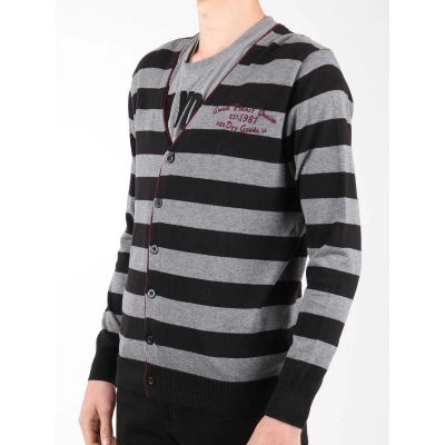 6. Guess sweater M21R03Z0C20